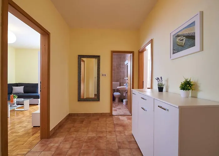 Apartamento Lara *